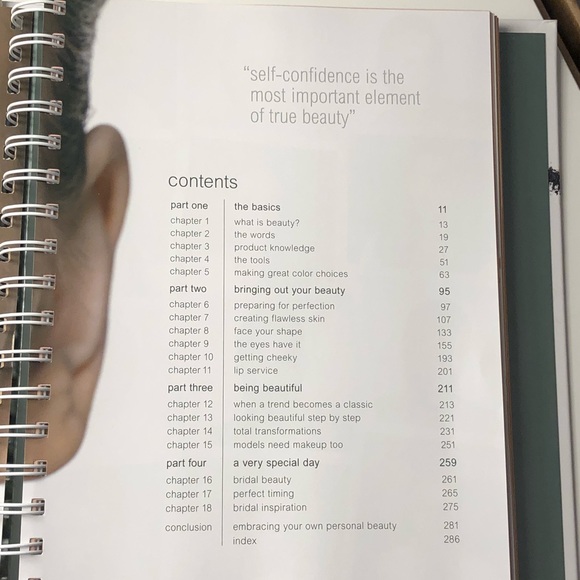 Everything Makeup - Picture 3 of 5